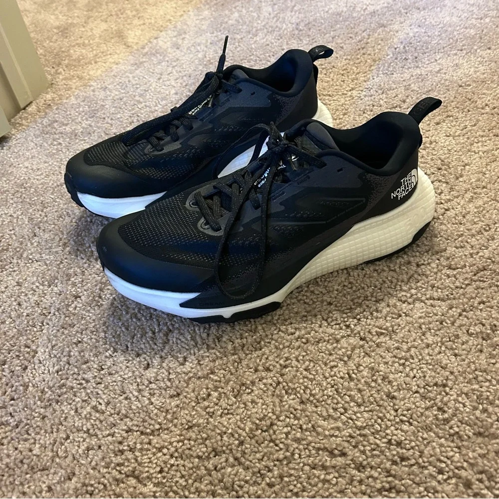The North Face Altamesa 500 Trail Running Shoes Men’s Size 10 Black And White - Picture 1 of 12